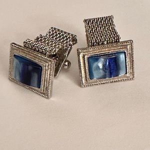 Silver Tone Mesh Wrap Around with Blue Accents Cufflinks